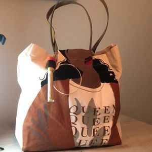 CANVAS POMPOM TOTE